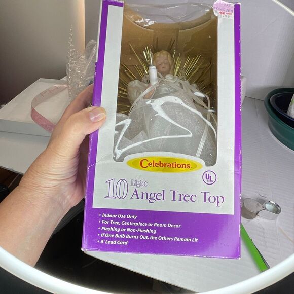 Vintage Celebrations Angel 10 light Christmas tree topper in box. - Picture 3 of 5